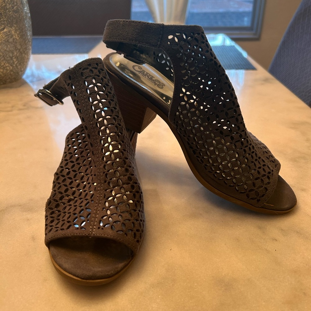 Carlos Santana only worn twice! Medium gray sandals